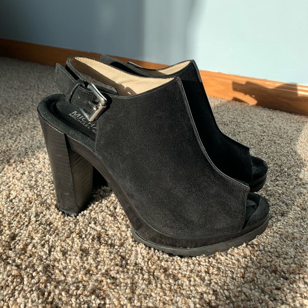 Michael Kors Chunky Heeled booties